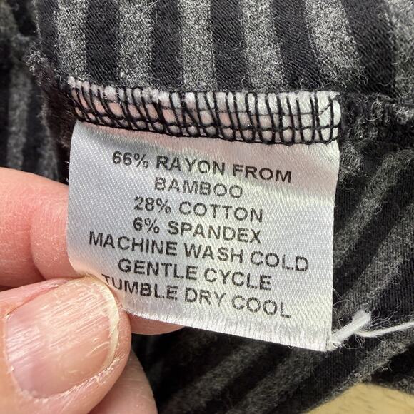 Cameleon Minnesota Bamboo Dress Black Gray Striped M/L Abstract Artsy Flouncy - Picture 9 of 9